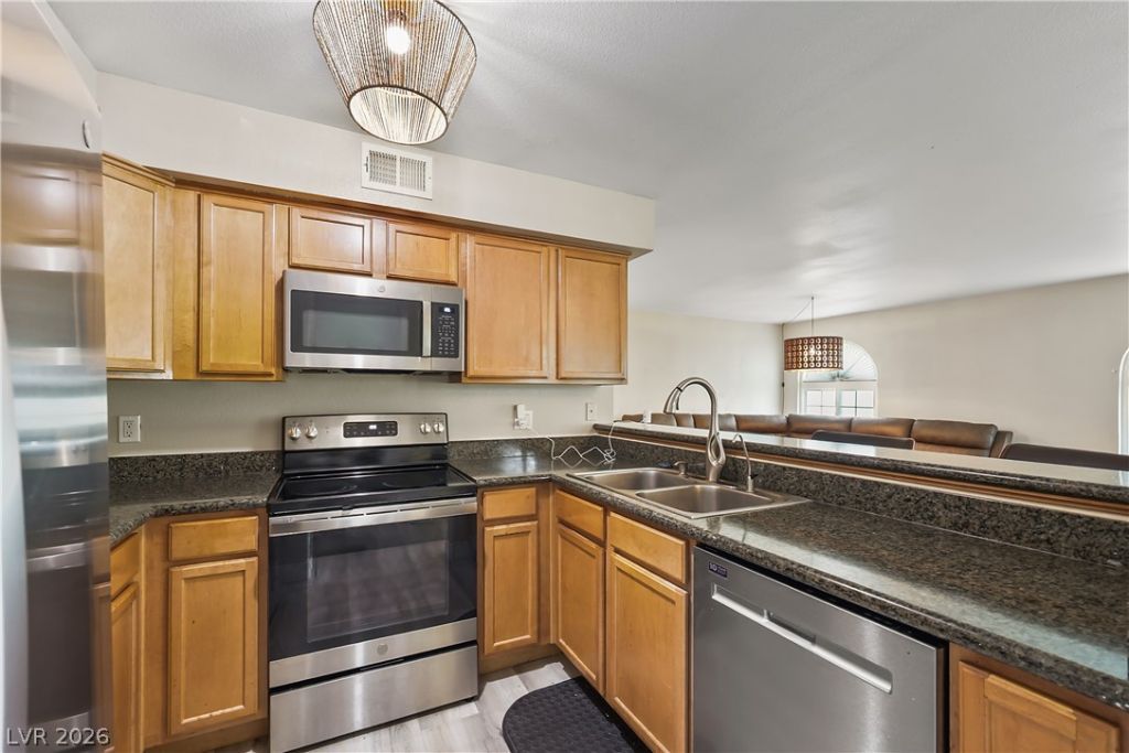 3145 E Flamingo Road , Las Vegas, NV 89121