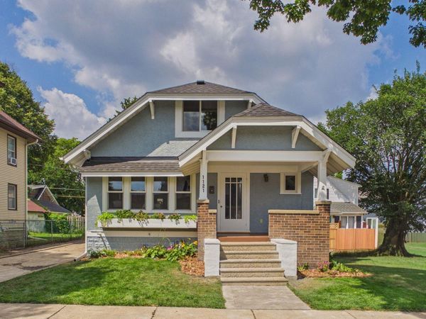 1121 3rd Street SE, Rochester, MN 55904