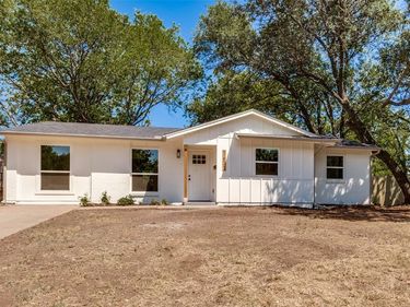 1631 Western Park Court, Dallas, TX 75211