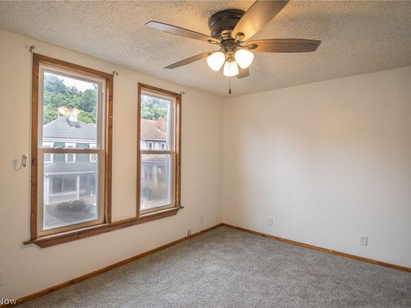 4254 Harrison Street, Bellaire, OH 43906 Photo 21