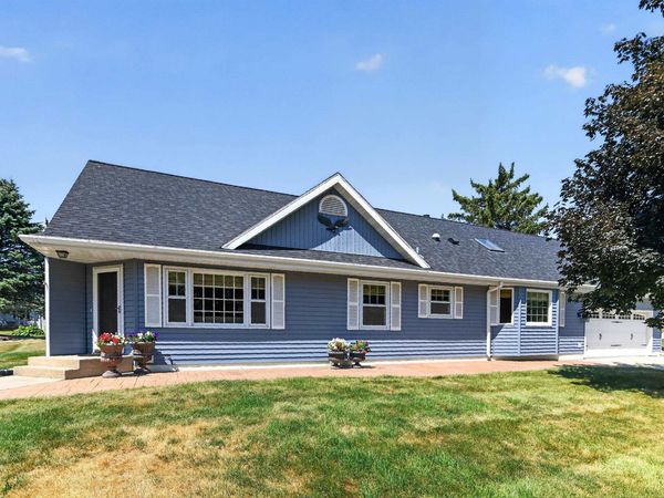 101 8th Street, Waunakee, WI 53597