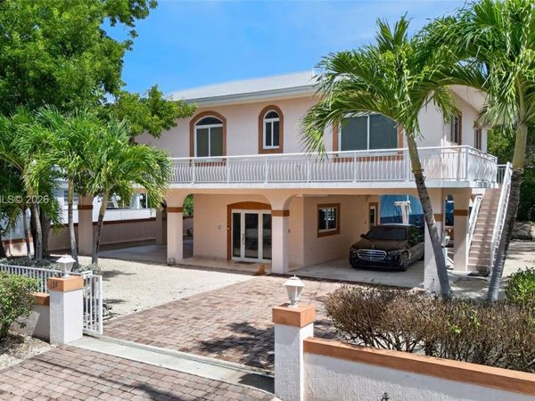 123 Peace Ave, Tavernier, FL 33070
