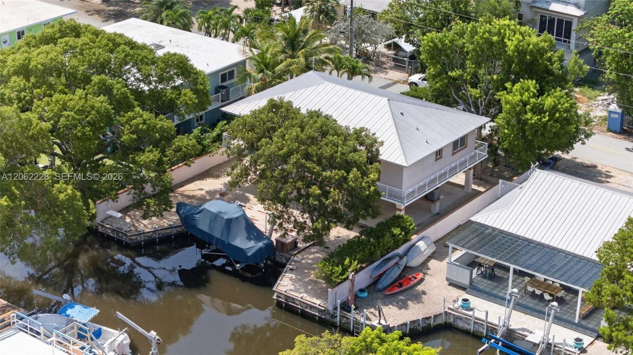 123 Peace Ave, Tavernier, FL 33070 Photo