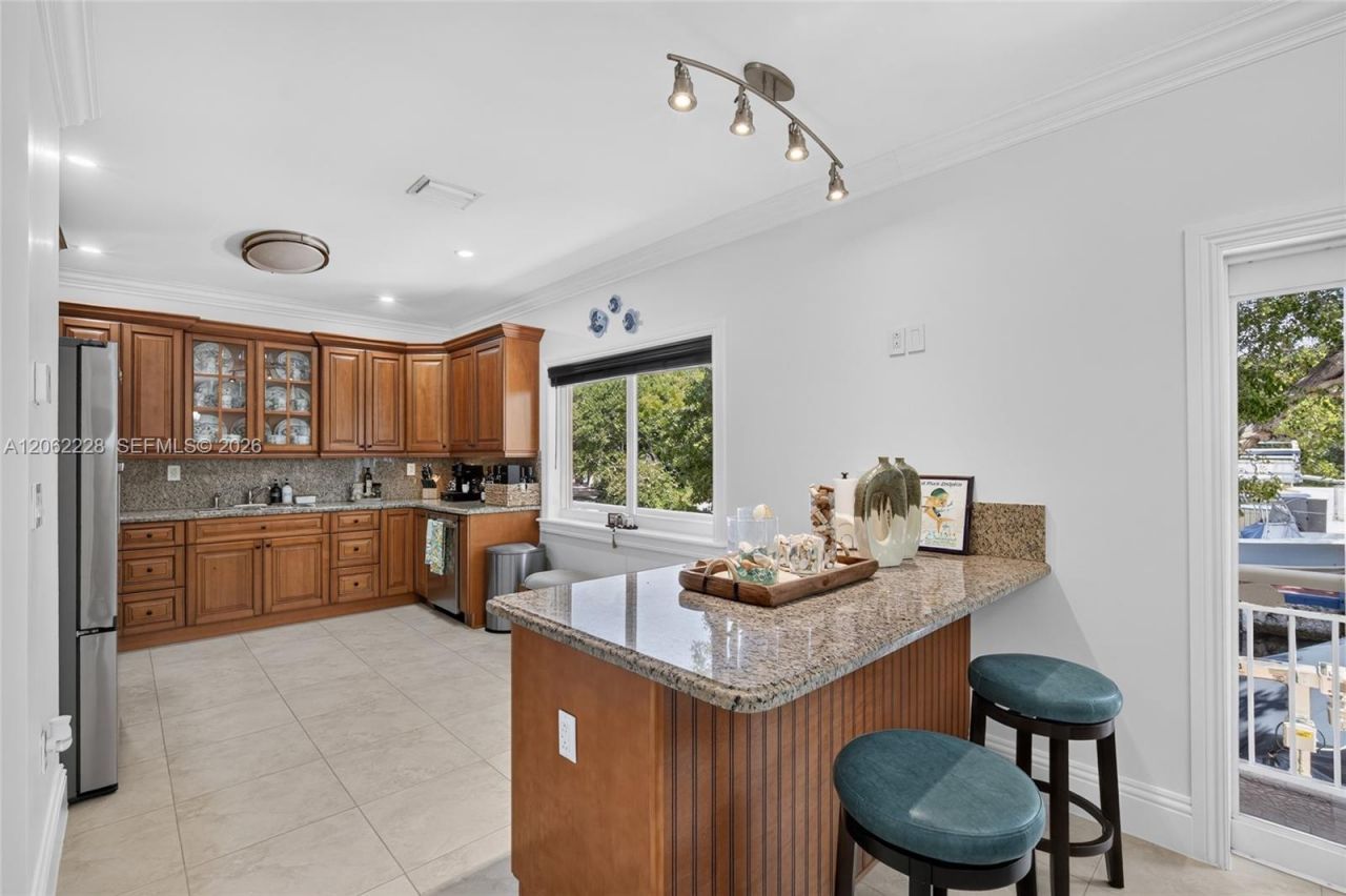 123 Peace Ave, Tavernier, FL 33070 Photo