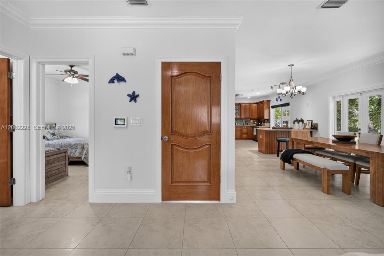 123 Peace Ave, Tavernier, FL 33070 Photo