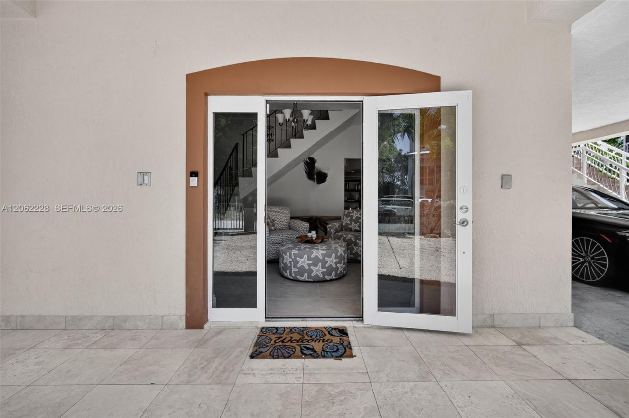 123 Peace Ave, Tavernier, FL 33070 Photo