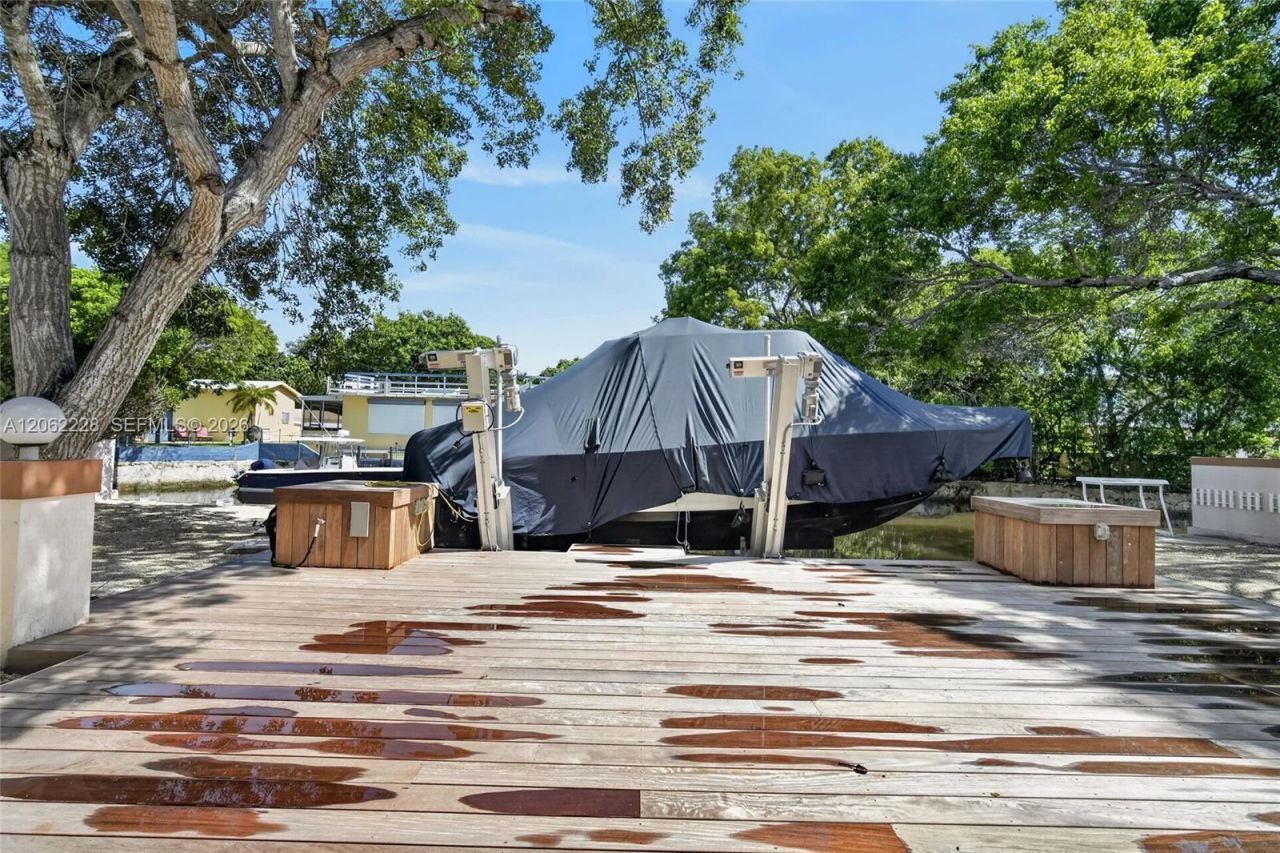 123 Peace Ave, Tavernier, FL 33070 Photo