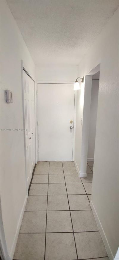 4550 NW 9th St, Unit 706E, Miami, FL 33126 Photo