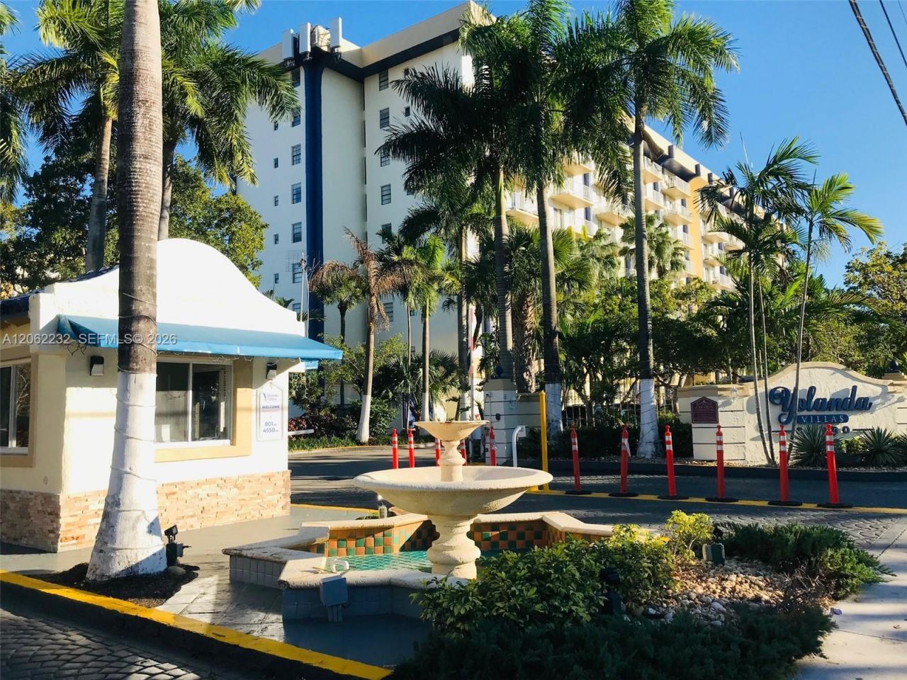 4550 NW 9th St, Unit 706E, Miami, FL 33126 Photo