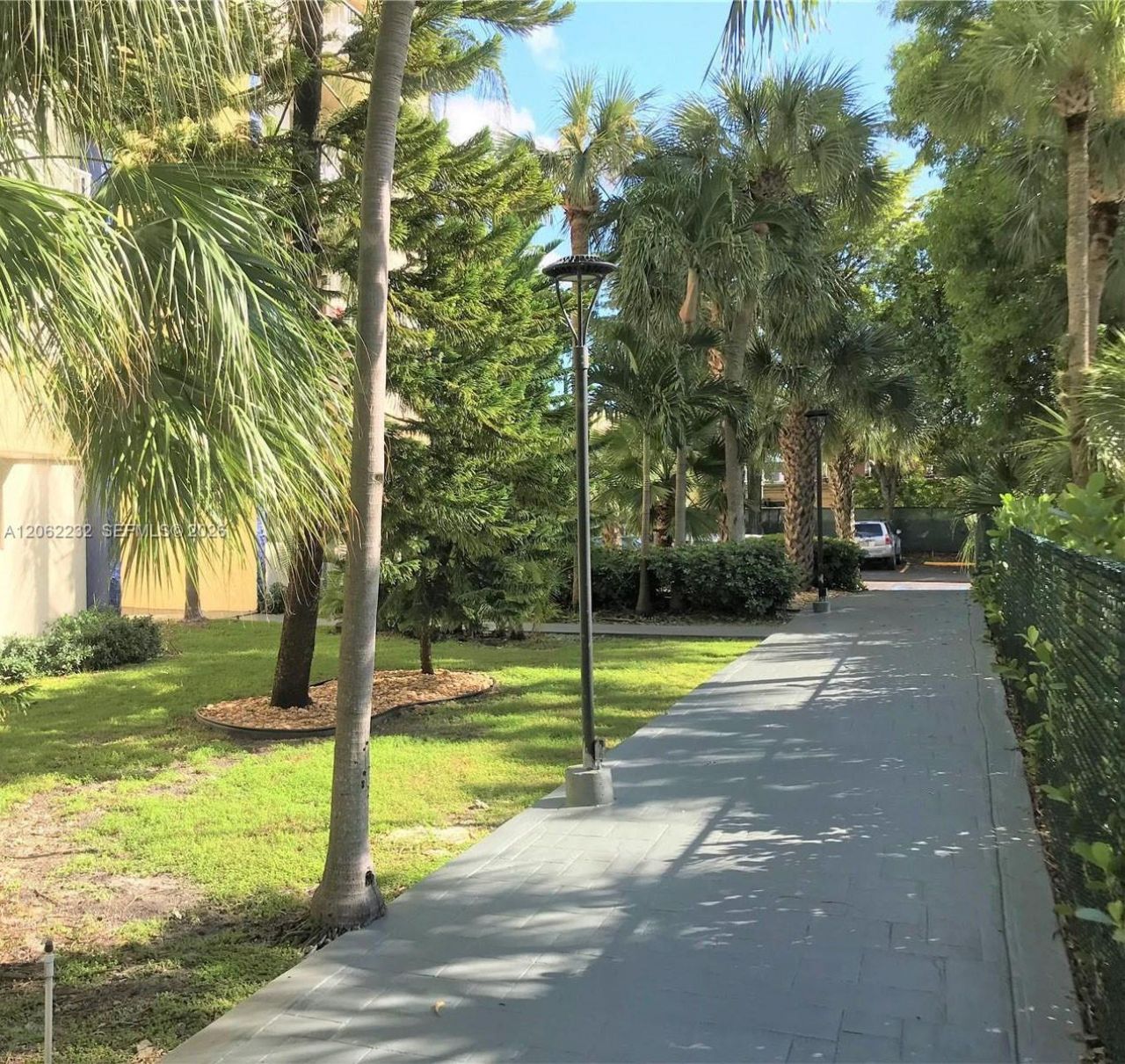 4550 NW 9th St, Unit 706E, Miami, FL 33126 Photo