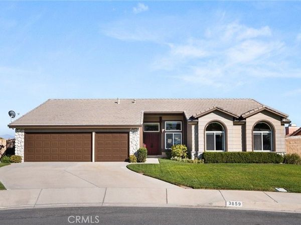 3859 Dove Tree Avenue, Rialto, CA 92377