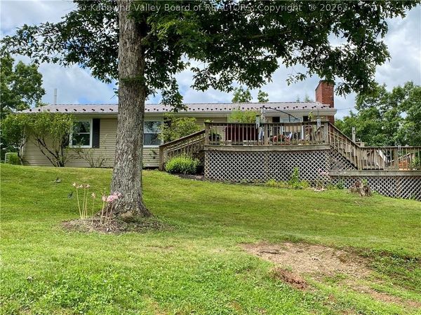 763 RANDOM Road, Ripley, WV 25271