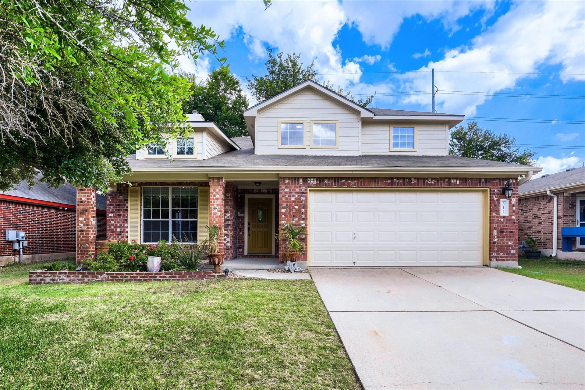 312 Washington Square Dr, Leander, TX 78641 Main Photo
