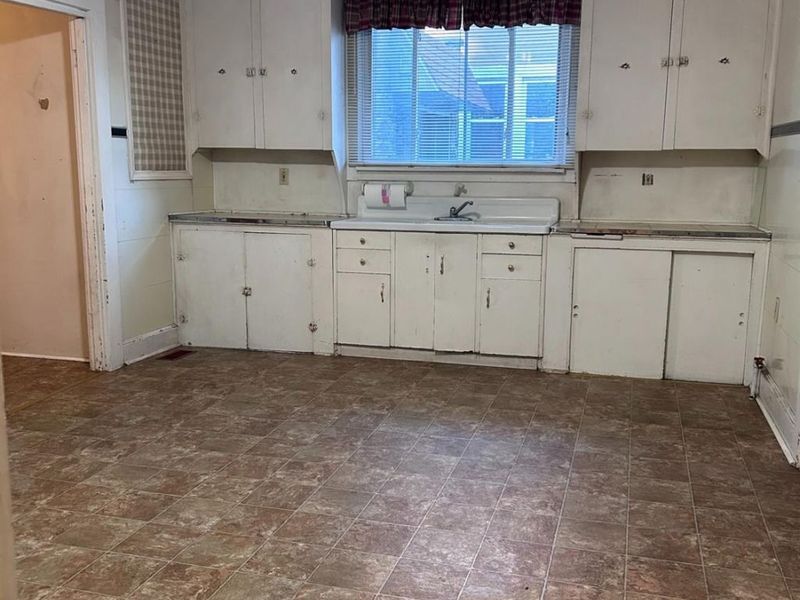 707 W Adams Street, Sandusky, OH 44870 Photo 4
