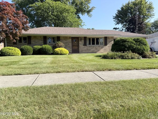 2649 Gladhaven Drive , Oregon, OH 43616