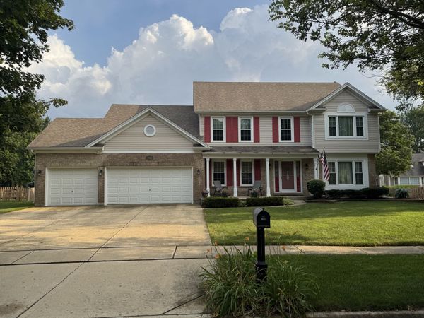 802 Arrowwood Drive, Oswego, IL 60543