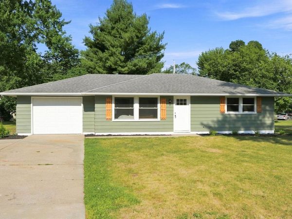 233 S Division Street, Auburn, IN 46706
