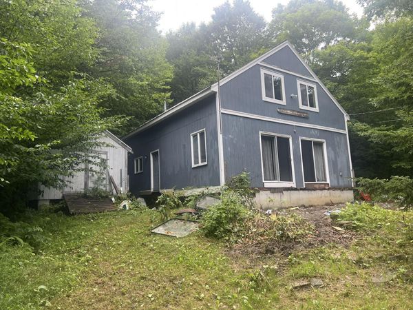 207 Sycamore Road, Woodford, VT 05201