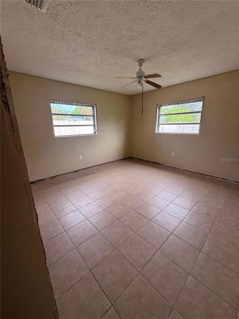806 W Shell Point Road , Ruskin, FL 33570 Photo
