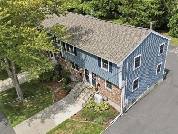 110 Hooper Rd, Unit 110, Dedham, MA 02026