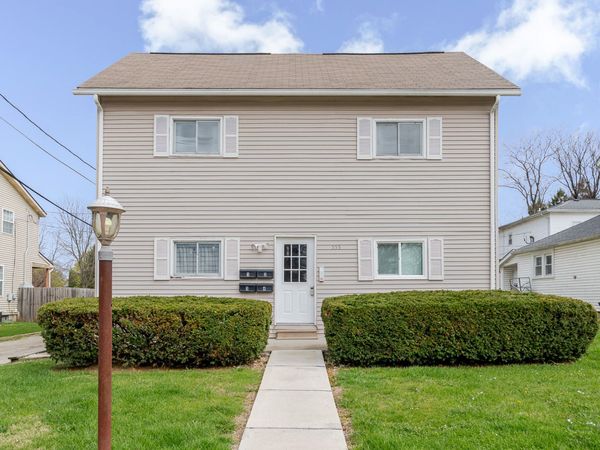 555 S Locust Street , Unit 3, Valparaiso, IN 46383