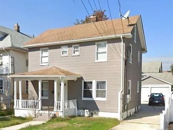 25 Webb Avenue , Hempstead, NY 11550