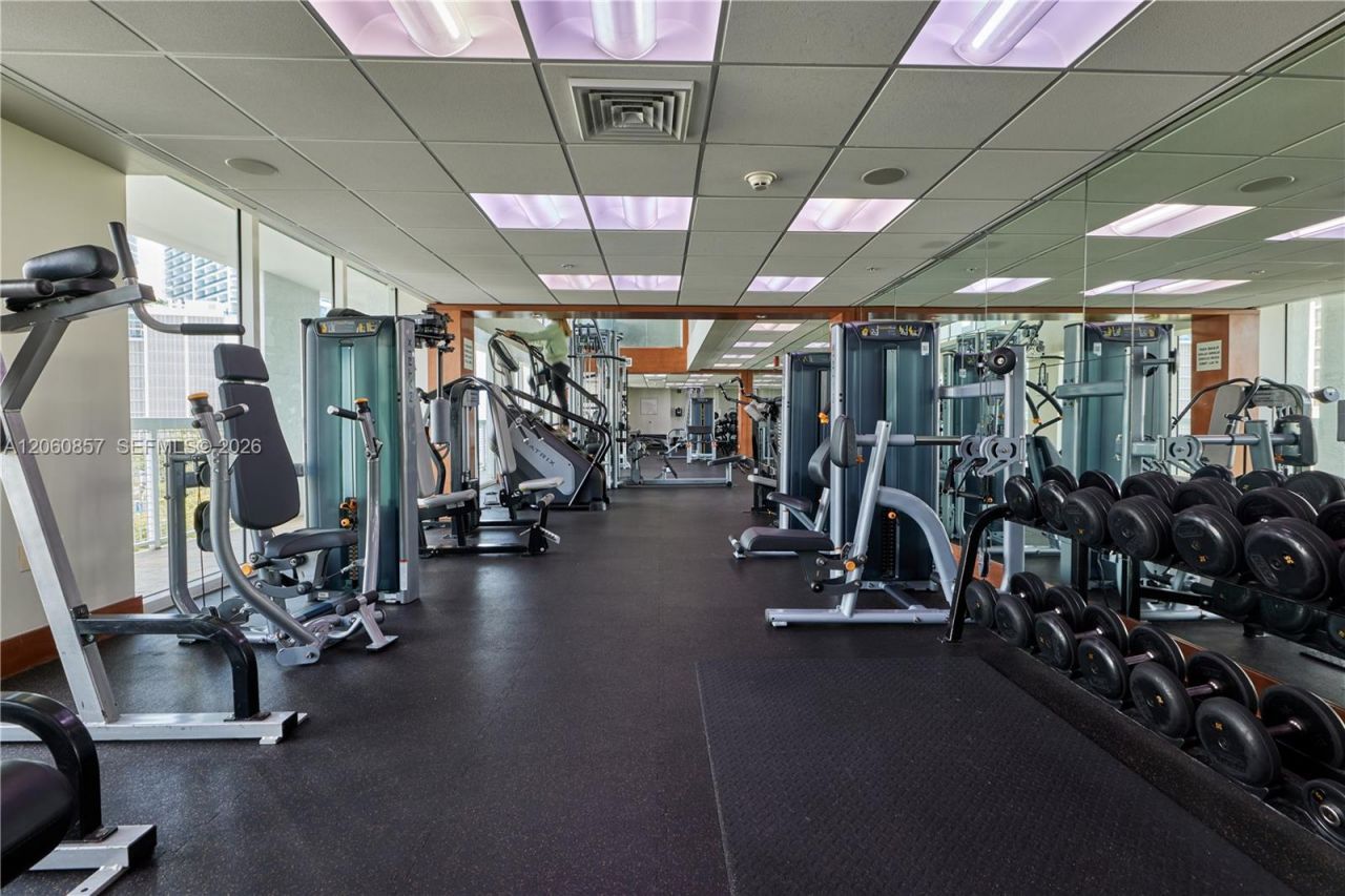 31 SE 5th St , Unit 3201, Miami, FL 33131 Photo