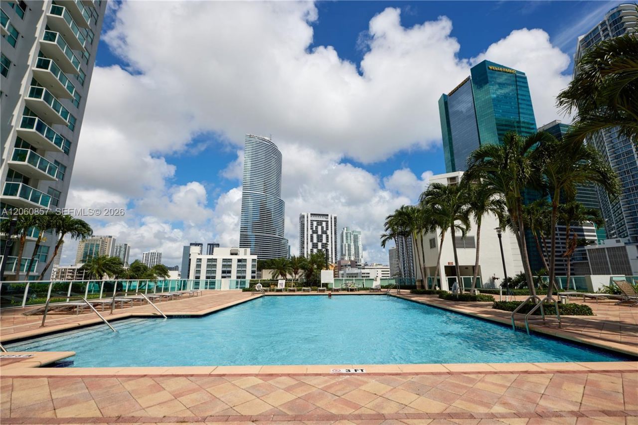 31 SE 5th St , Unit 3201, Miami, FL 33131 Photo