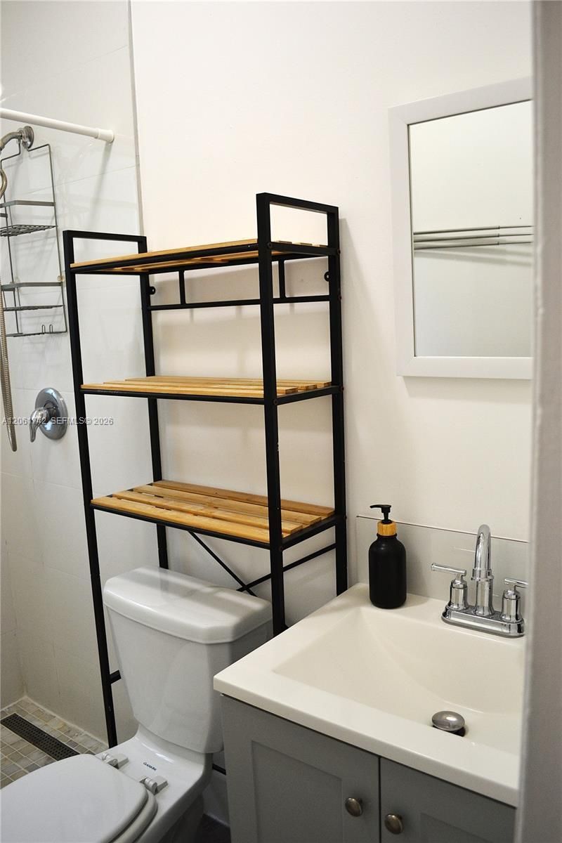 1661 SW 13th St , Unit 3, Miami, FL 33145 Photo
