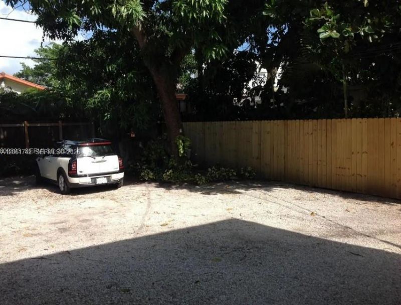 1661 SW 13th St , Unit 3, Miami, FL 33145 Photo