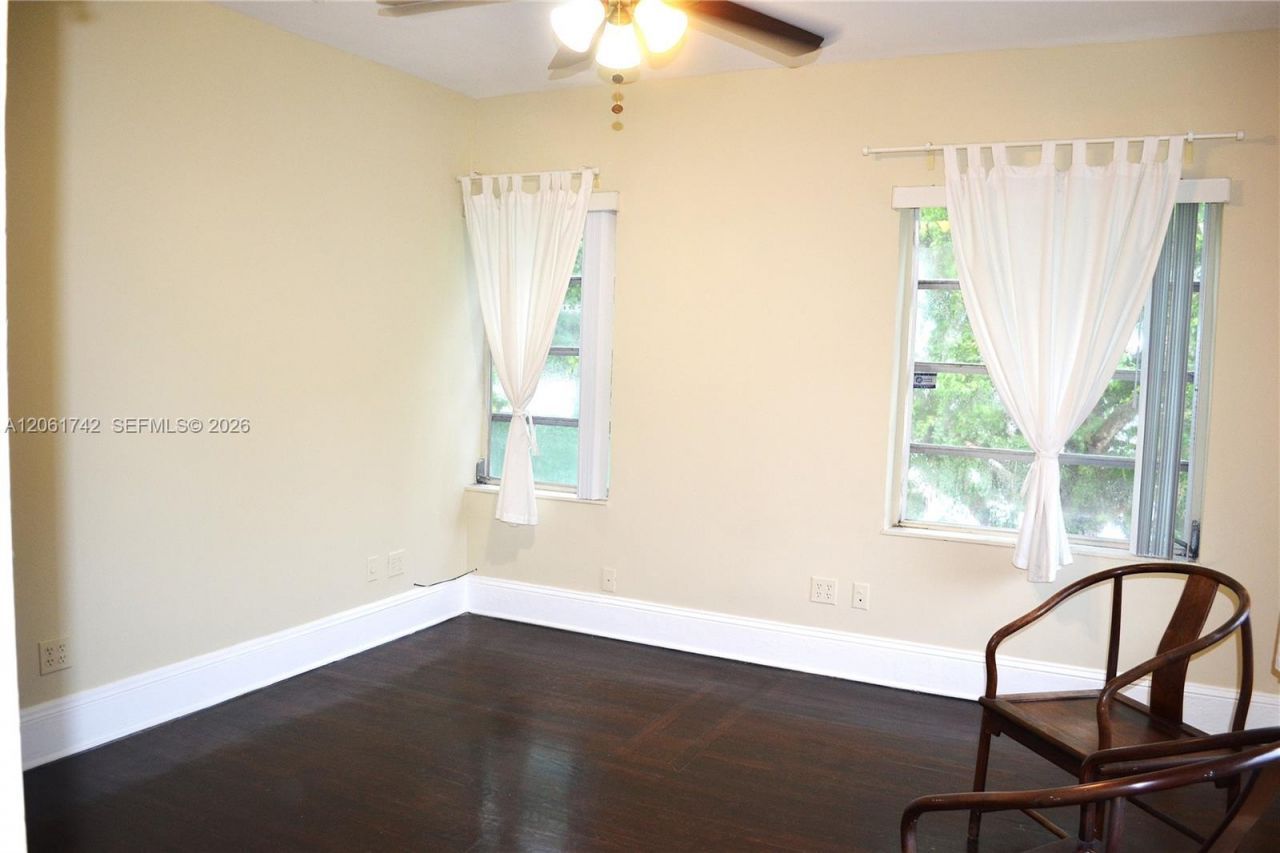 1661 SW 13th St , Unit 3, Miami, FL 33145 Photo