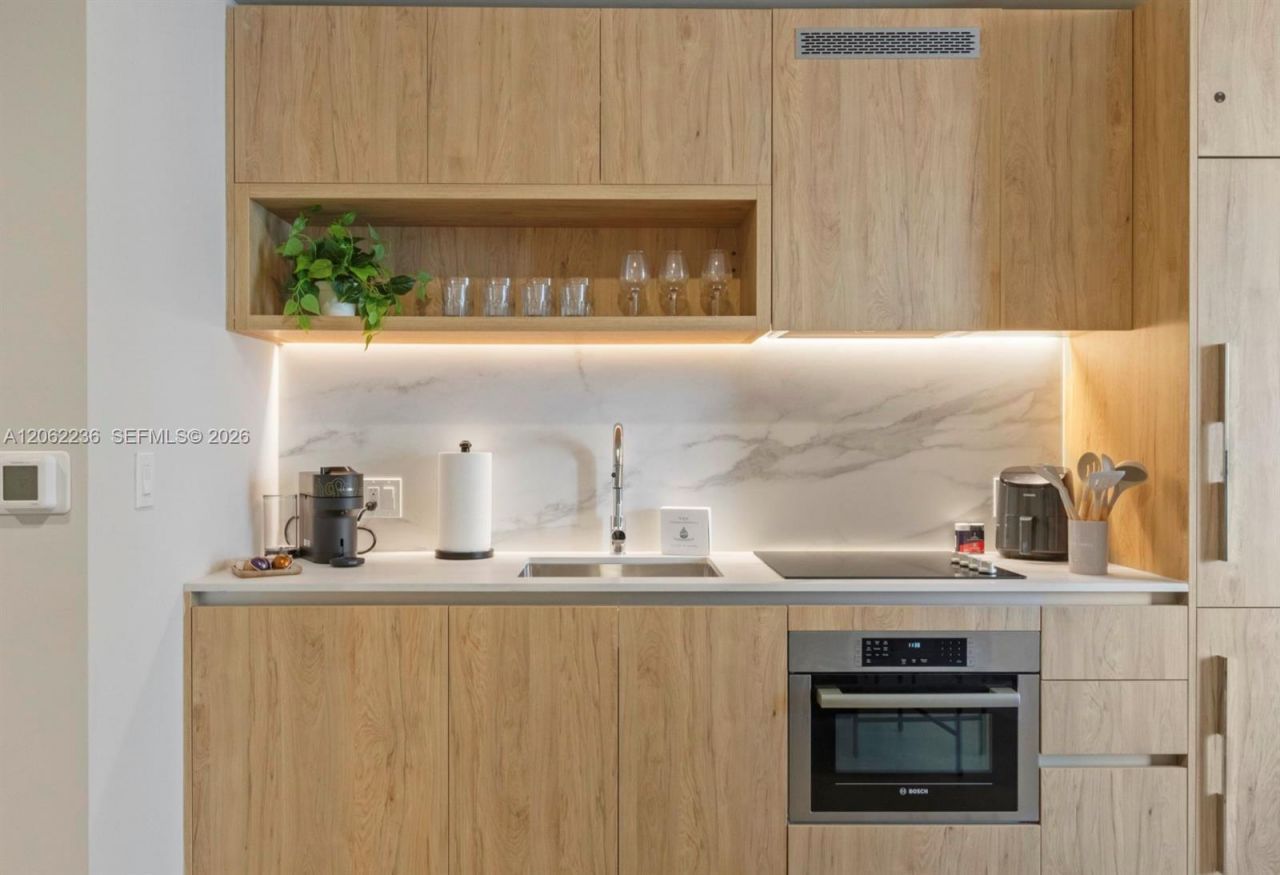 11 NE 6th St , Unit 2303, Miami, FL 33132 Photo