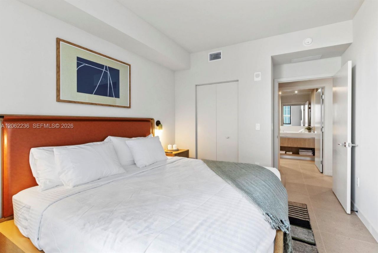 11 NE 6th St , Unit 2303, Miami, FL 33132 Photo