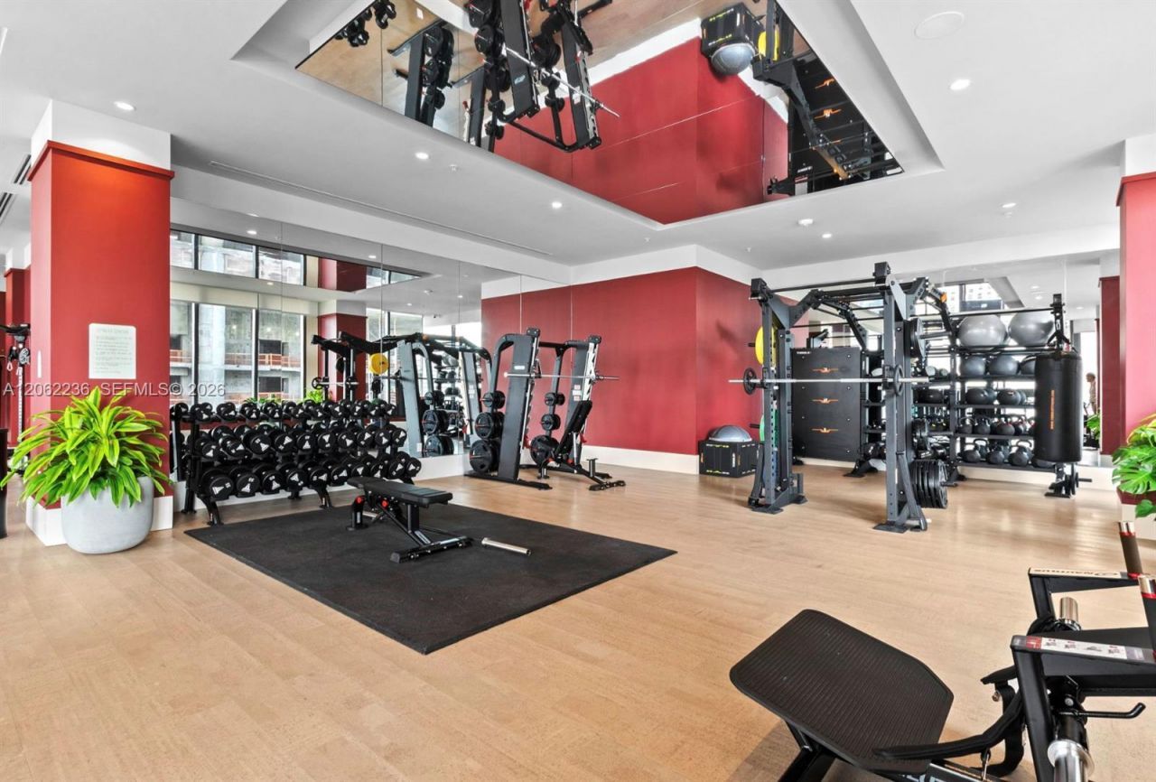 11 NE 6th St , Unit 2303, Miami, FL 33132 Photo
