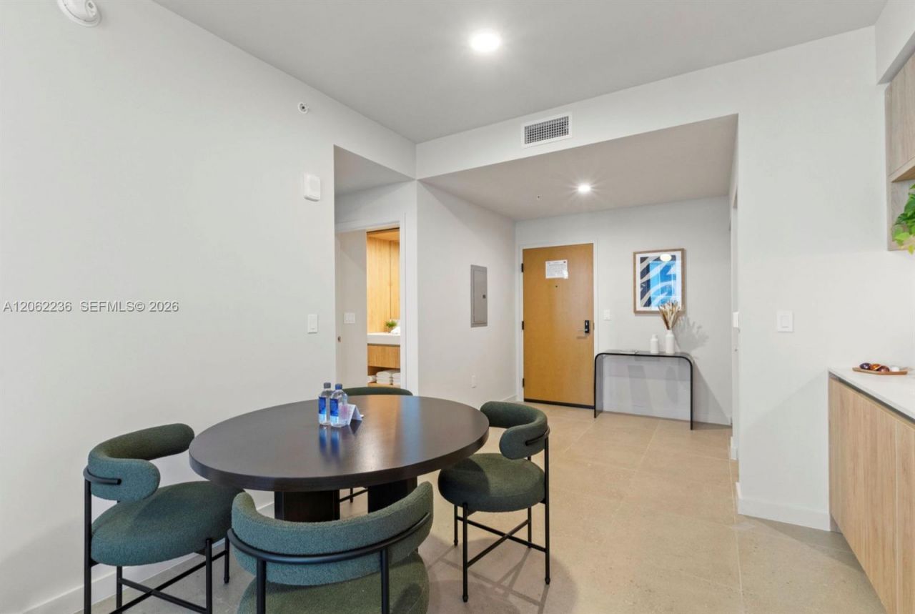 11 NE 6th St , Unit 2303, Miami, FL 33132 Photo