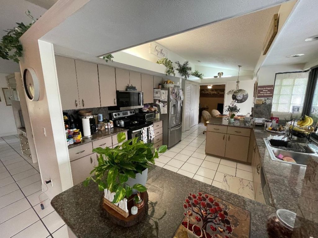 6409 NW Friendly Circle, Port Saint Lucie, FL 34983 Photo