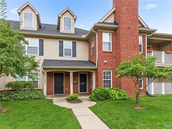 47903 Cardiff Avenue , CANTON, MI 48188