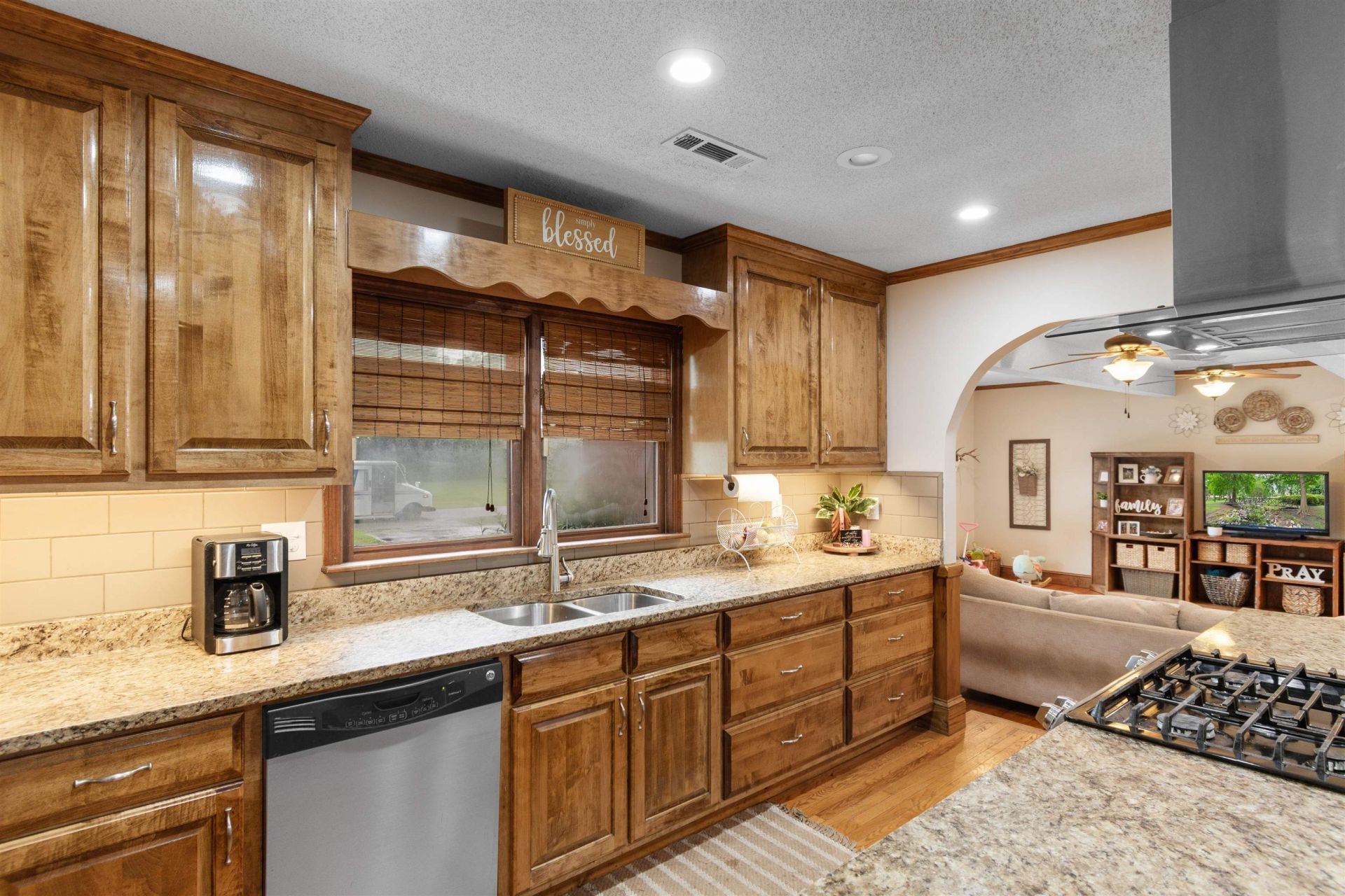 57 Missroon St.  Photo 8