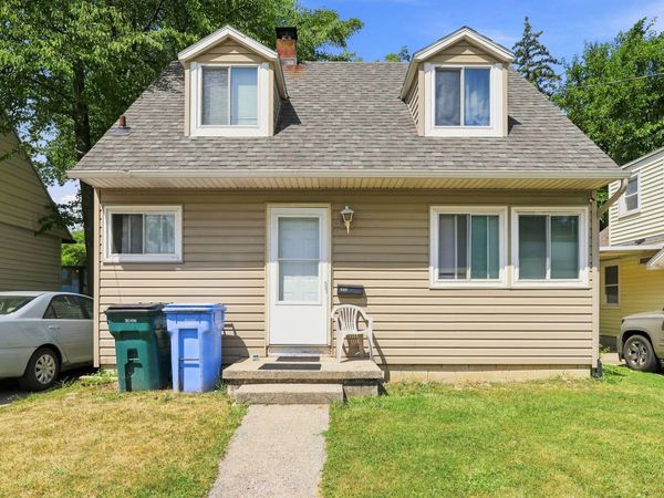 809 Holten Street, Lansing, MI 48915