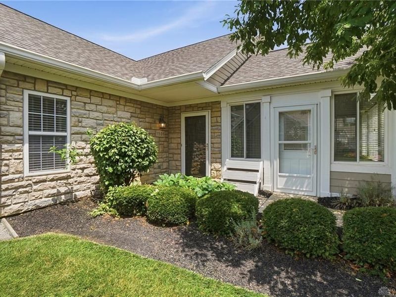 1596 Turnberry Village Drive, Washington Township, OH 45458 Photo 1