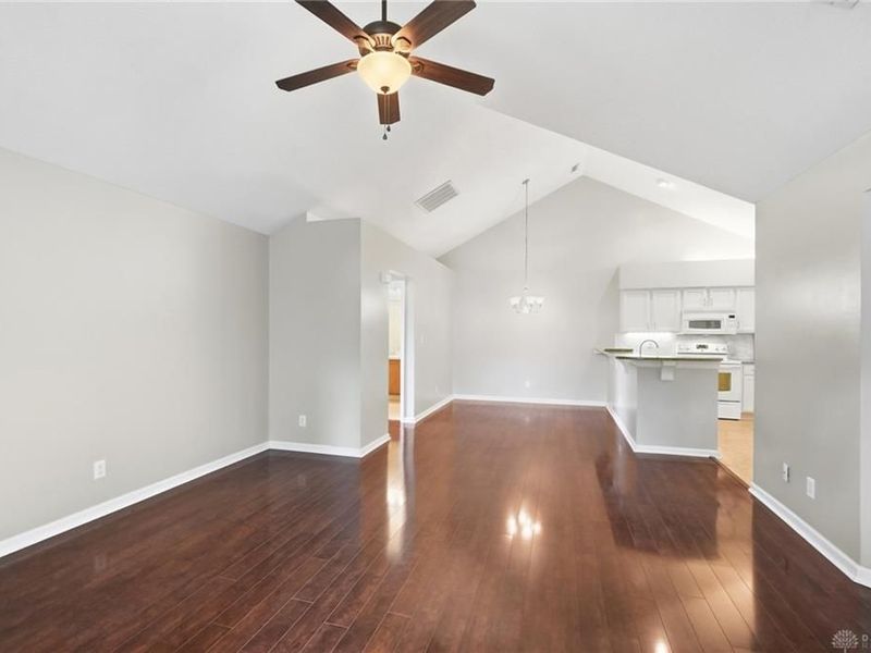 1596 Turnberry Village Drive, Washington Township, OH 45458 Photo 11