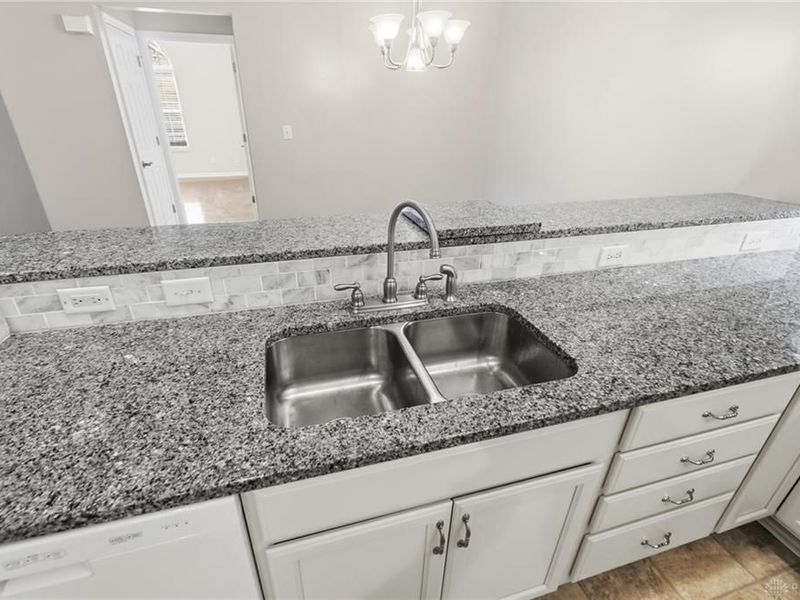 1596 Turnberry Village Drive, Washington Township, OH 45458 Photo 17