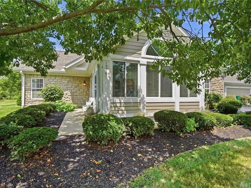 1596 Turnberry Village Drive, Washington Township, OH 45458 Photo 2