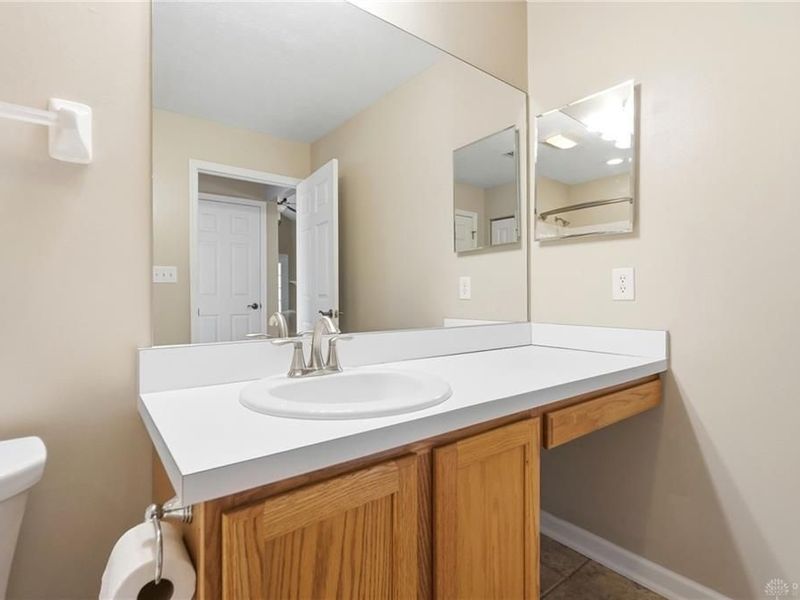 1596 Turnberry Village Drive, Washington Township, OH 45458 Photo 33