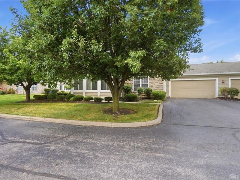 1596 Turnberry Village Drive, Washington Township, OH 45458 Photo 5