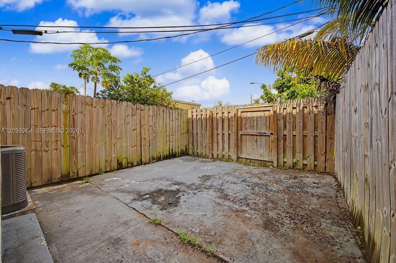 8466 NW 4th Ct , Unit 8466, Miami, FL 33150 Photo