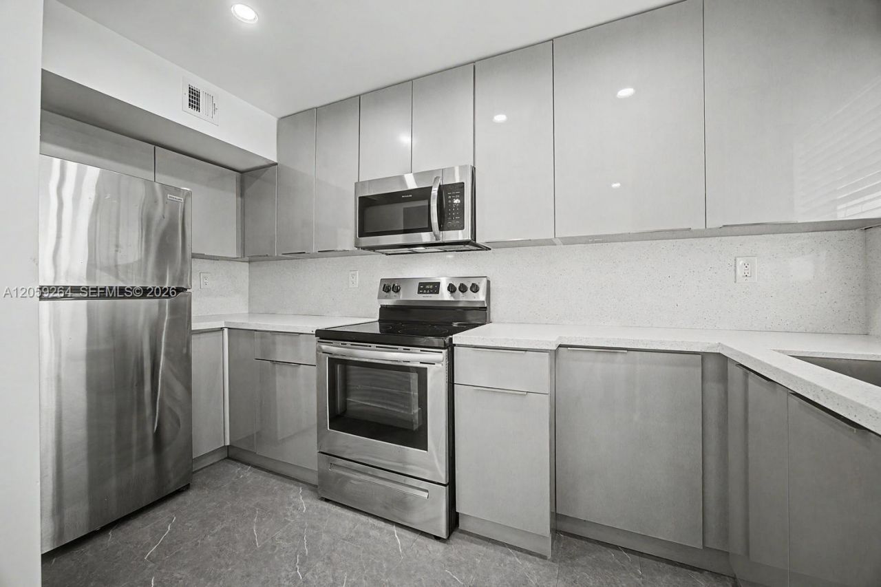8466 NW 4th Ct , Unit 8466, Miami, FL 33150 Photo