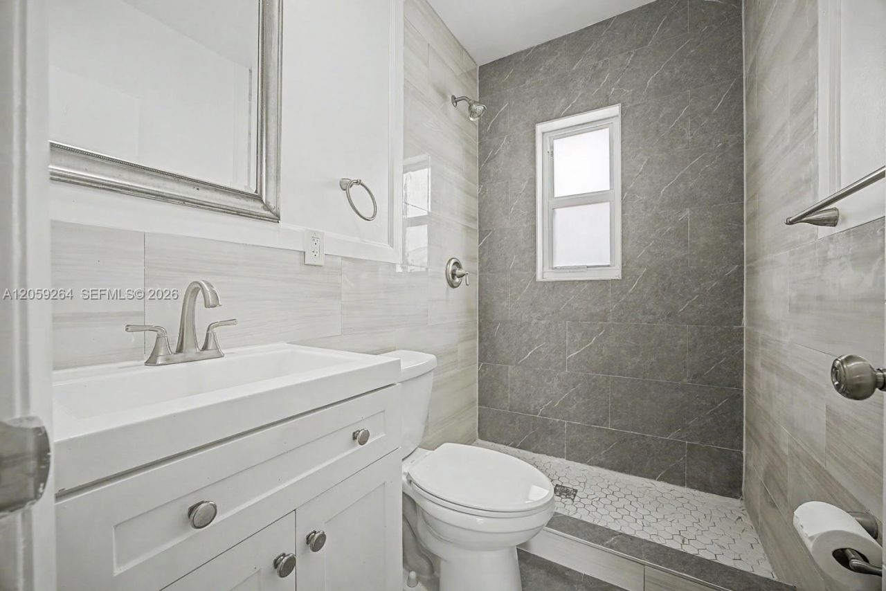 8466 NW 4th Ct , Unit 8466, Miami, FL 33150 Photo
