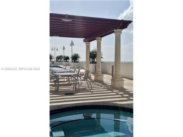 1200 Brickell Bay Dr, Unit 3110, Miami, FL 33131 Photo