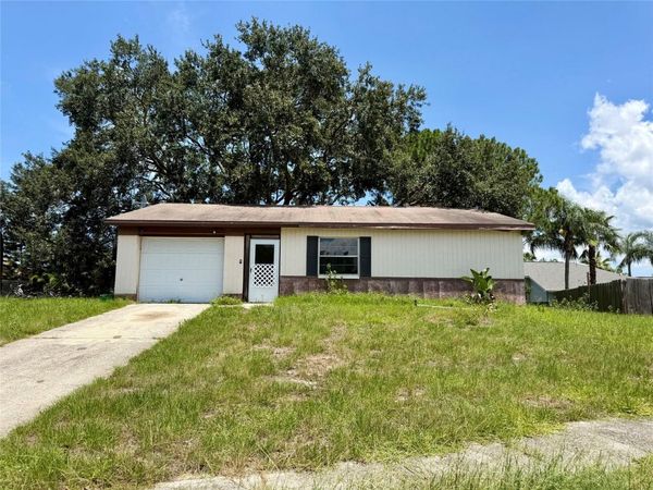1306 DUKES DRIVE , TARPON SPRINGS, FL 34689